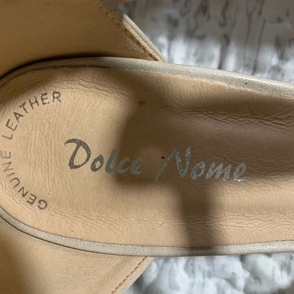 Genuine Leather Size 38 ( size 8) dolce nome shoes - Picture 2 of 3